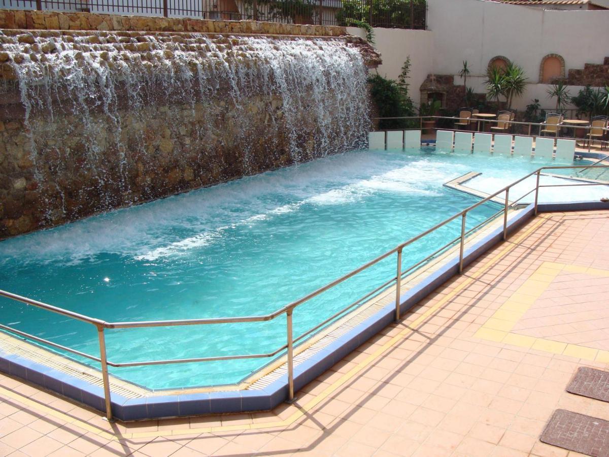 Kapolos Spa Hotel Лутра Едипсу Екстериор снимка